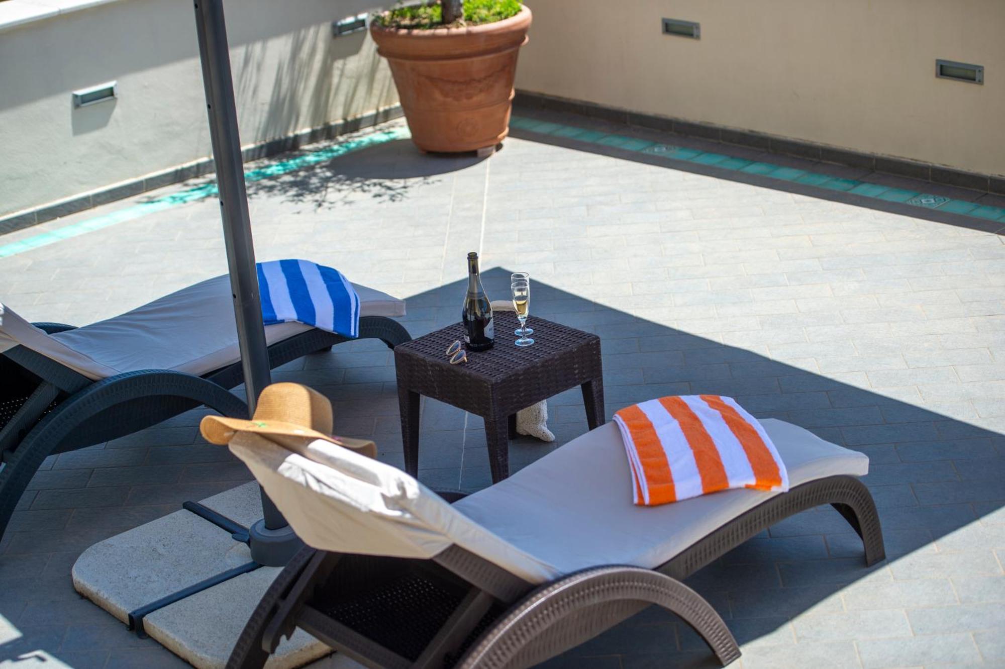 Le Contrade By Sosore Holiday Homes -Amalfi Coast 푸로레 객실 사진
