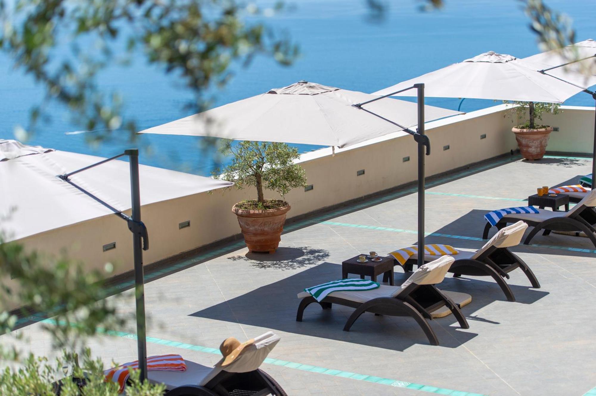 Le Contrade By Sosore Holiday Homes -Amalfi Coast 푸로레 객실 사진
