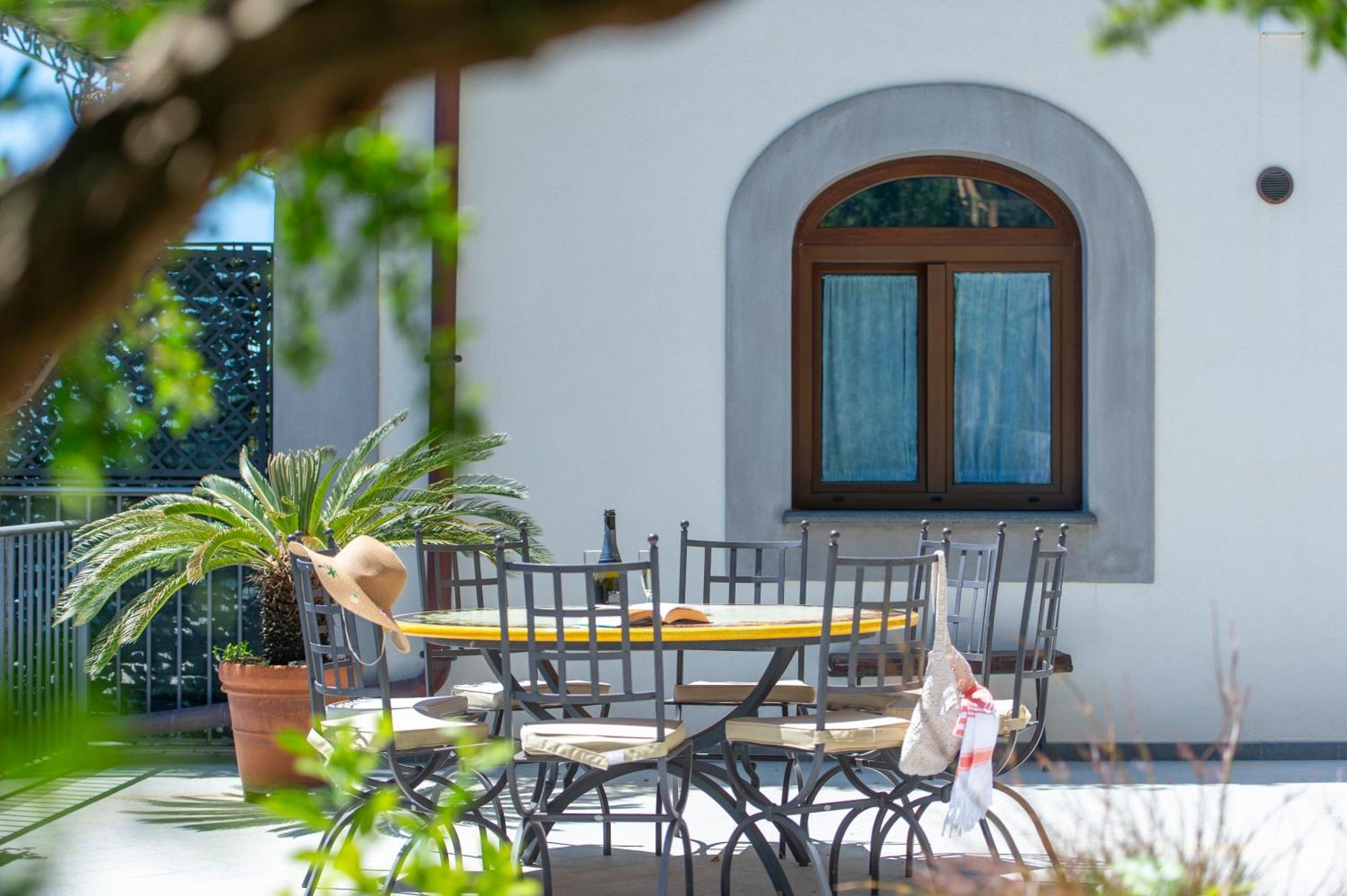 Le Contrade By Sosore Holiday Homes -Amalfi Coast 푸로레 객실 사진