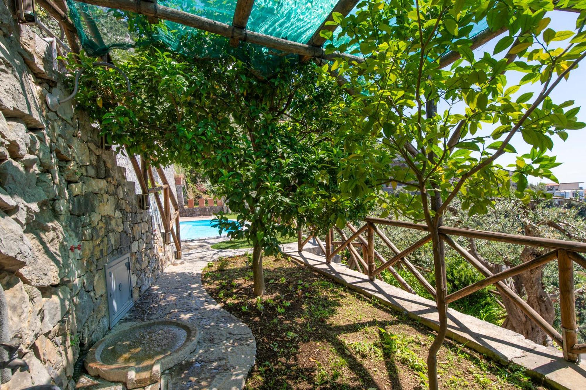 Le Contrade By Sosore Holiday Homes -Amalfi Coast 푸로레 객실 사진